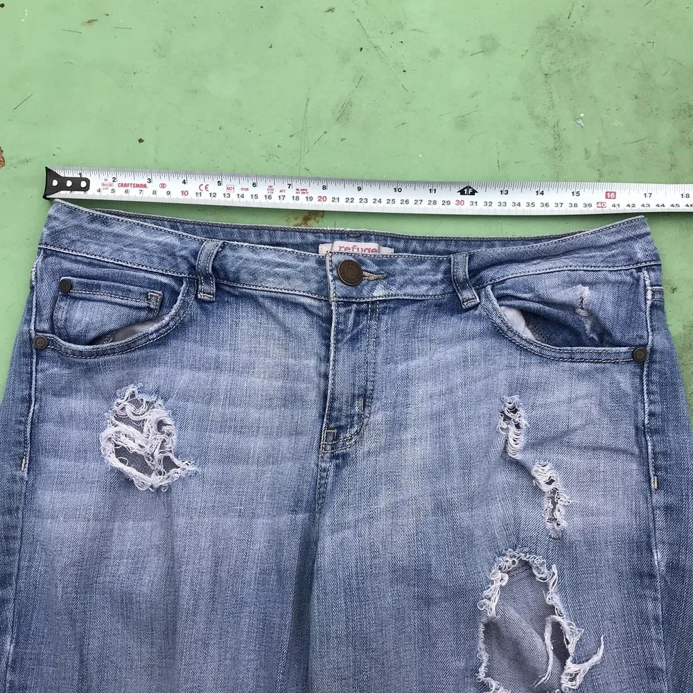 Refuge Women Mid Rise Distressed Skinny Blue Jeans Medium Wash 12 Stretch Casual